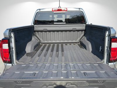 2024 GMC Canyon — photo 12 view