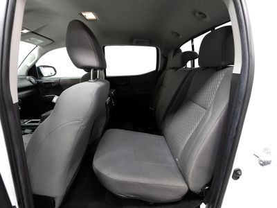 2022 Toyota Tacoma - Photo 6