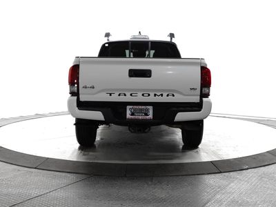 2022 Toyota Tacoma - Photo 9