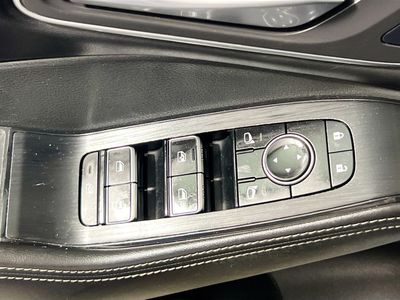 2021 Nissan Rogue — photo 14 view