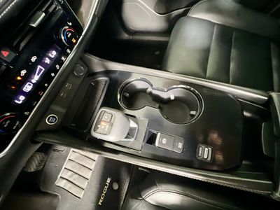 2021 Nissan Rogue — photo 22 view