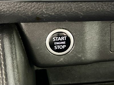 2021 Nissan Rogue — photo 20 view
