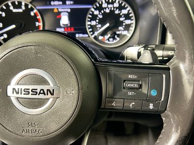 2021 Nissan Rogue — photo 17 view