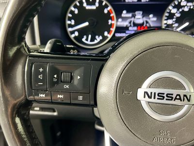 2021 Nissan Rogue — photo 16 view