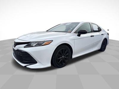 2020 Toyota Camry - Photo 1