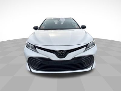 2020 Toyota Camry - Photo 2