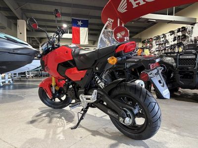 2026 Honda Grom — interior view