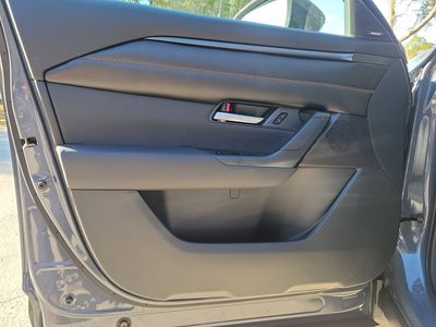 2026 Mazda CX-50 Hybrid - Photo 18