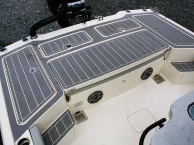 2025 Moomba 6.2L FORD RAPTOR 400 - Photo 10