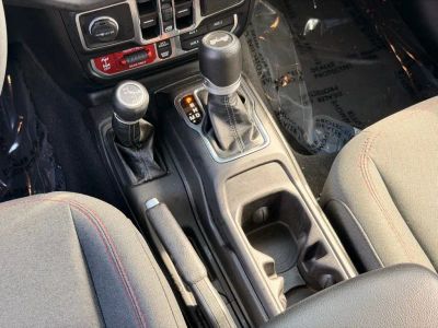 2024 Jeep Wrangler - Photo 19