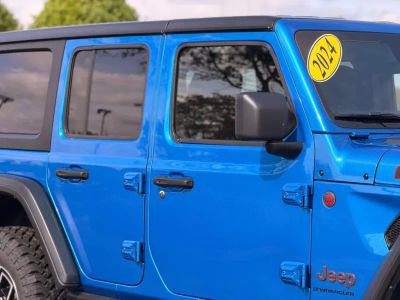 2024 Jeep Wrangler - Photo 7