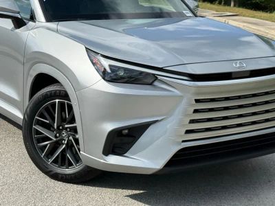 2025 Lexus TX - Photo 4
