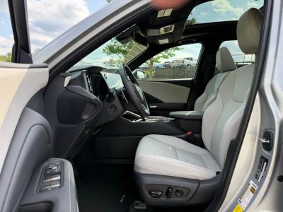 2025 Lexus TX - Photo 24