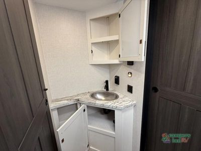 2026 Venture RV Campbound Platinum - Photo 33