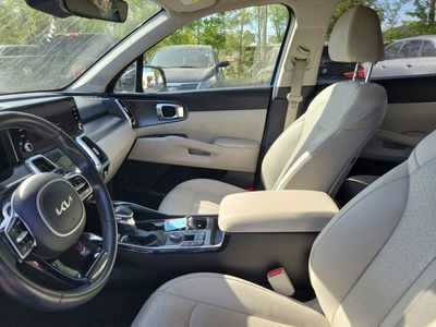 2022 Kia Sorento - Photo 14