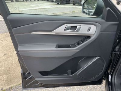2026 Ford Explorer — photo 15 view
