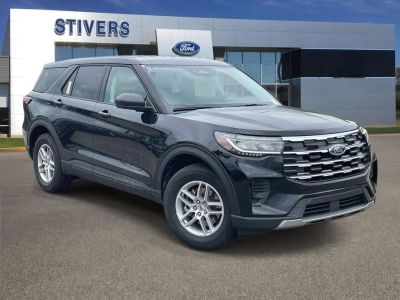 2026 Ford Explorer Active 100A in Agate Black Metallic — front three-quarter view