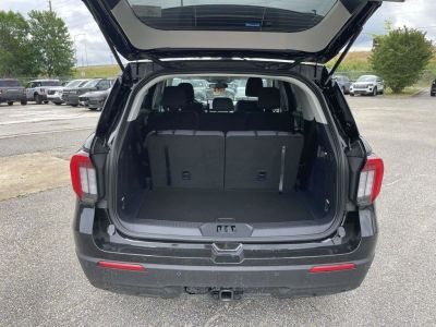 2026 Ford Explorer — photo 10 view