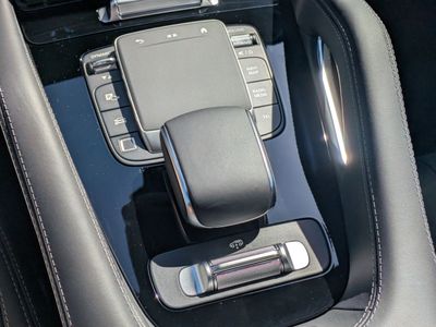 2026 Mercedes-Benz GLE — photo 25 view