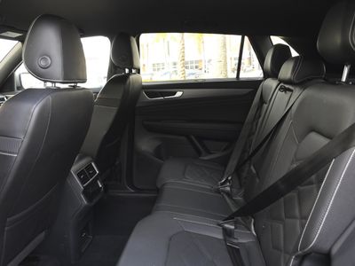 2025 Volkswagen Atlas Cross Sport — photo 23 view