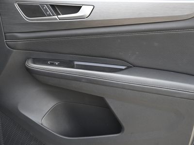 2025 Volkswagen Atlas Cross Sport — photo 29 view