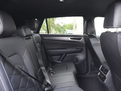 2025 Volkswagen Atlas Cross Sport — photo 25 view