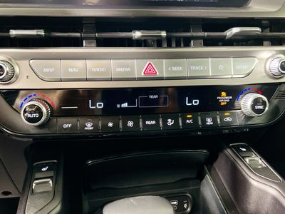 2025 Kia Telluride - Photo 23