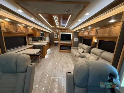2023 Tiffin Motorhomes Phaeton - Photo 19