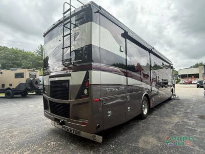 2023 Tiffin Motorhomes Phaeton - Photo 2
