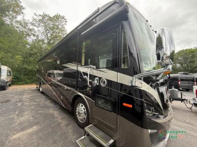 2023 Tiffin Motorhomes Phaeton - Photo 4