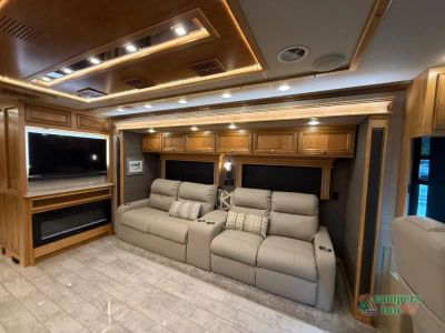 2023 Tiffin Motorhomes Phaeton - Photo 21