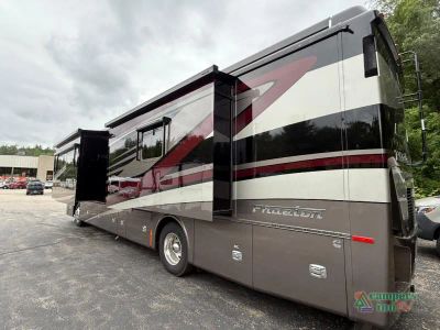 2023 Tiffin Motorhomes Phaeton - Photo 9