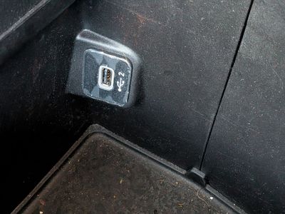 2023 Jeep Gladiator — photo 33 view