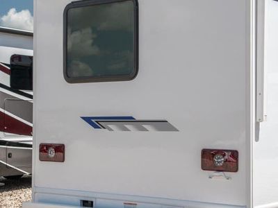 2026 Thor Motor Coach Four Winds — photo 39 view