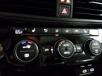 2024 Volkswagen Jetta — photo 17 view