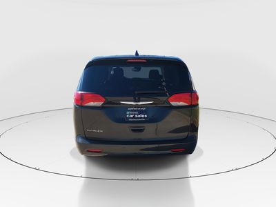 2023 Chrysler Voyager - Photo 6