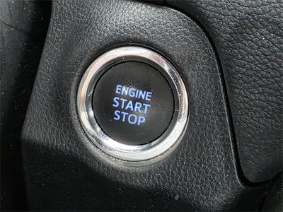 2021 Toyota RAV4 - Photo 19