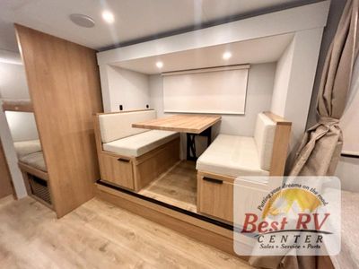 2026 Winnebago Micro Minnie — photo 14 view
