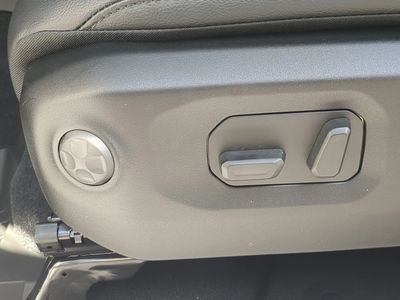 2026 Jeep Gladiator - Photo 21