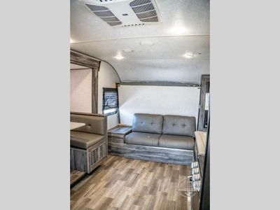 2019 Forest River RV Wildwood FSX - Photo 14