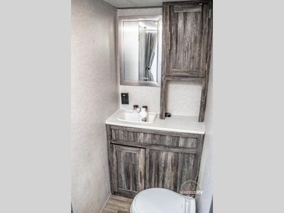 2019 Forest River RV Wildwood FSX - Photo 23