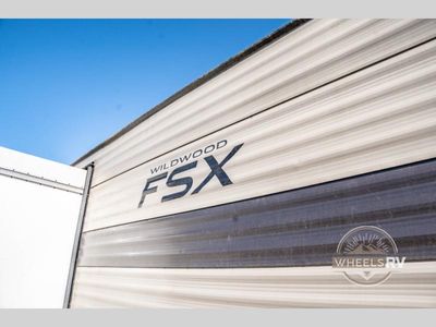 2019 Forest River RV Wildwood FSX - Photo 9