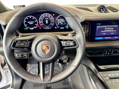 2026 Porsche Cayenne - Photo 13