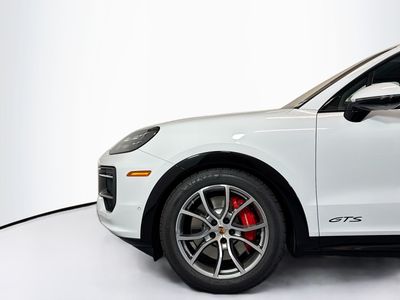 2026 Porsche Cayenne - Photo 28