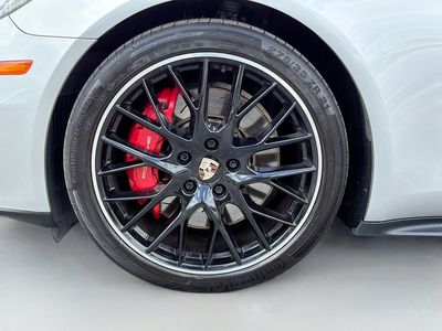 2019 Porsche Panamera — photo 41 view