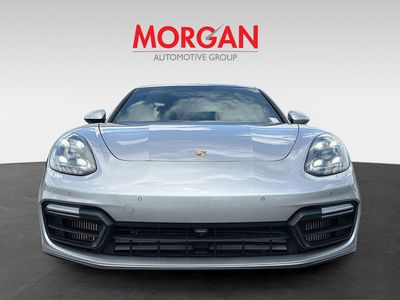 2019 Porsche Panamera — photo 8 view