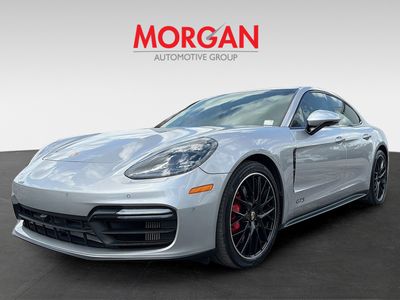 2019 Porsche Panamera — photo 7 view