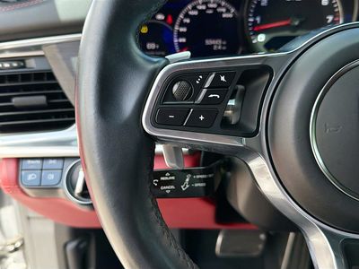 2019 Porsche Panamera — photo 36 view