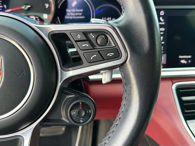 2019 Porsche Panamera — photo 37 view