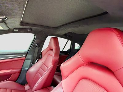 2019 Porsche Panamera — photo 26 view